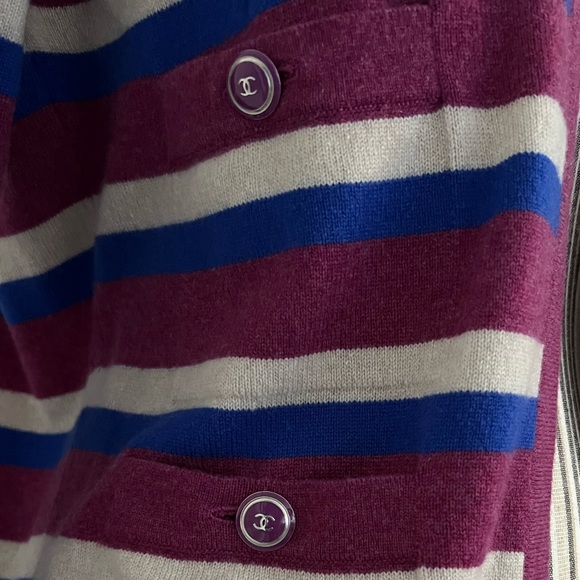 CHANEL striped cardigan (Host Pick) - Picture 7 of 8